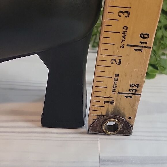 Naturalizer square toe black pump for women Size 6.5M - Picture 4 of 10